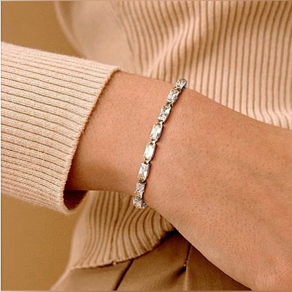 Slider Tennis Bracelet - Picture 5 of 5